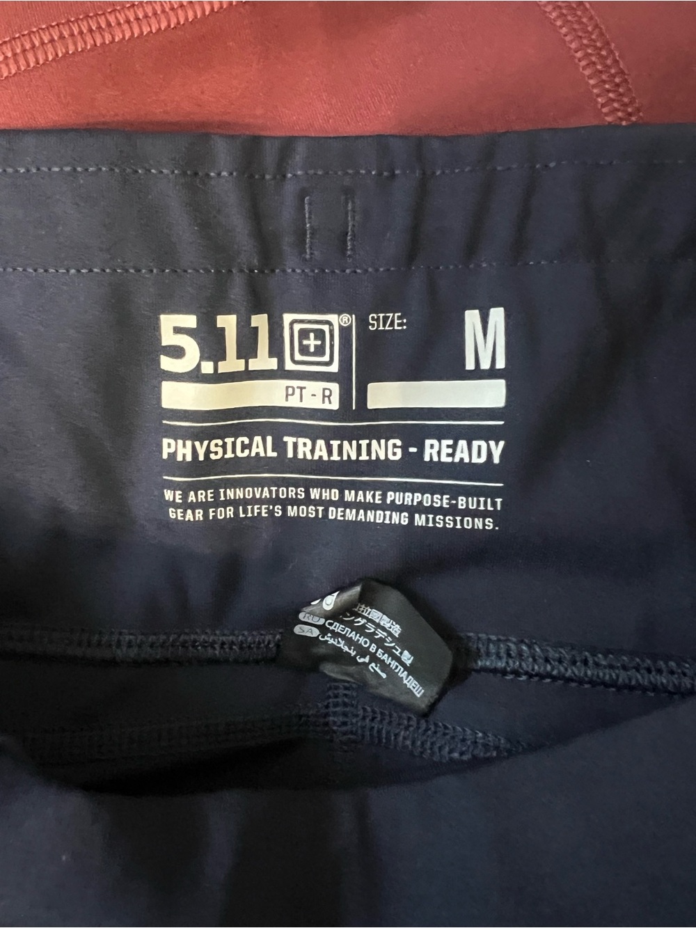 5.11 Tactical Pysical Training Leggings in Navy, Black & Burgundy Sz Medium - Picture 5 of 12